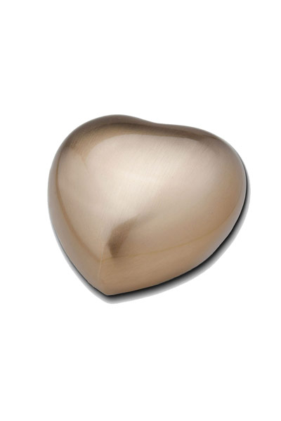 Heart-shaped keepsake, gilded, high-shine finish.